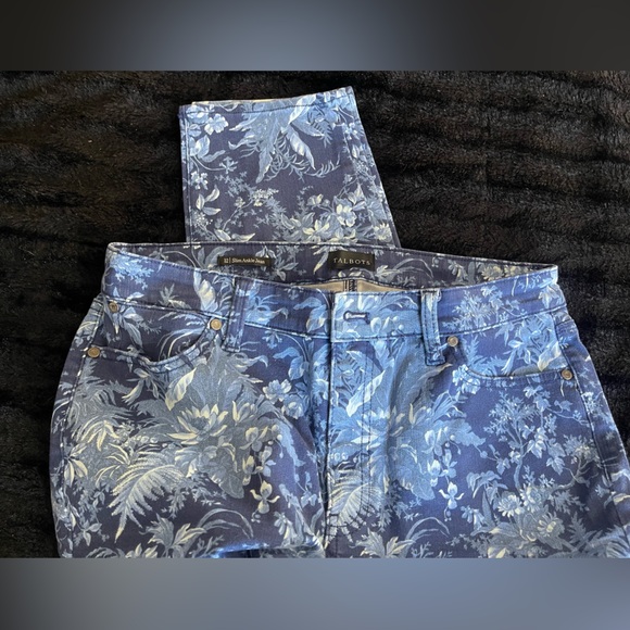 Women’s Floral Blue Slim Ankle Jeans. Size 12 - Picture 2 of 4